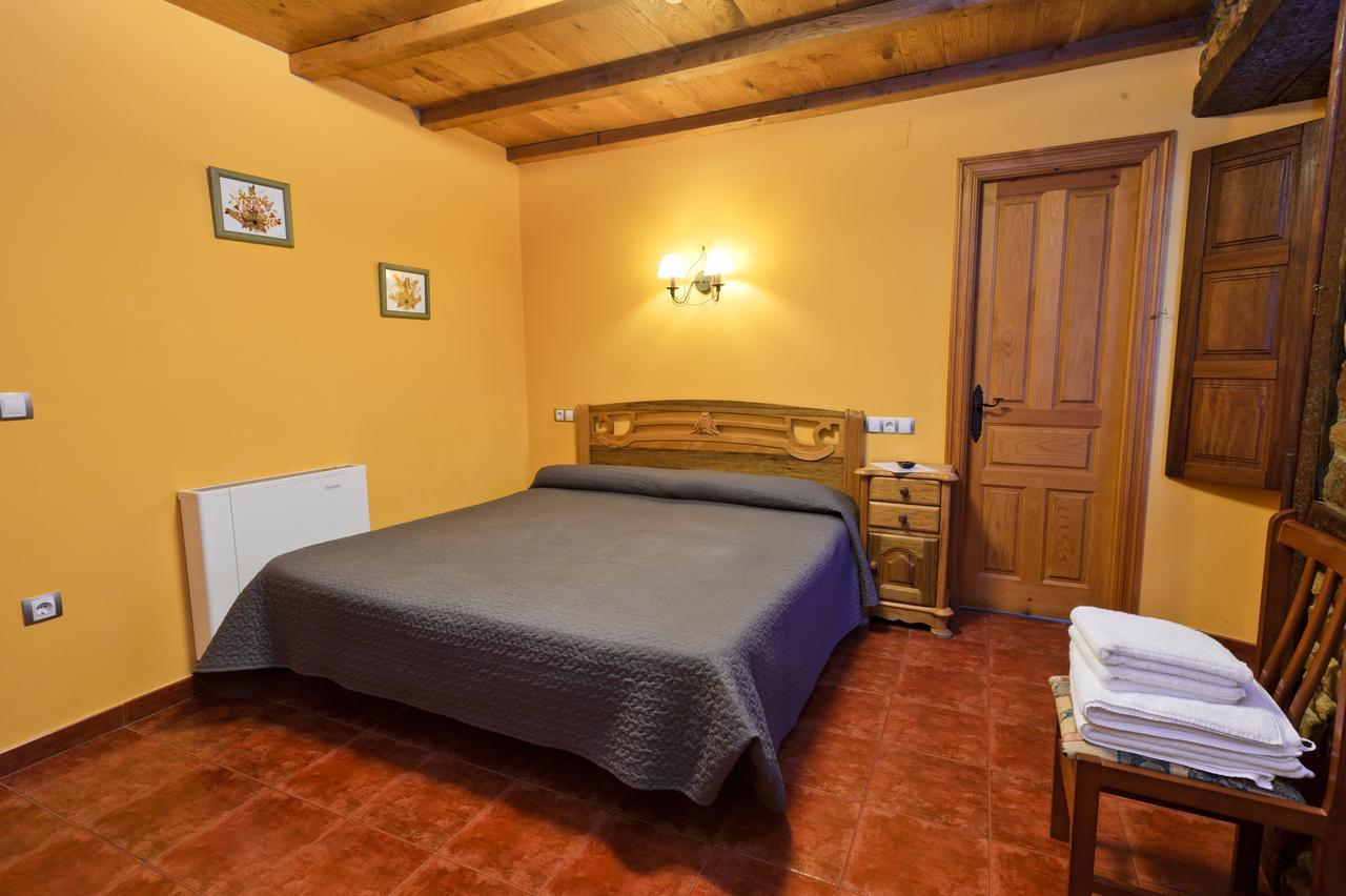 קסטרו אורדיאלס Posada Casa Rosalia חדר תמונה